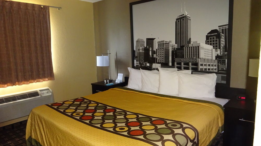Super 8 By Wyndham Terre Haute Exterior photo